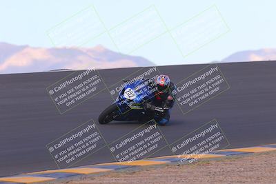 media/Sep-11-2022-SoCal Trackdays (Sun) [[81b7e951af]]/Bowl (820am)/